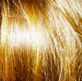capelli-lucidi-lucenti