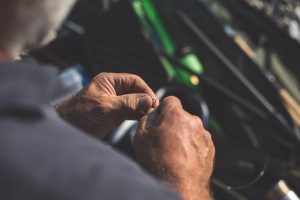 Riparazione protesi capelli