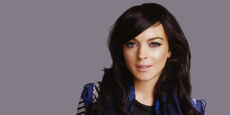 lindsay lohan capelli neri